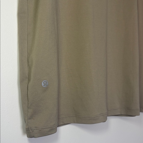 NEW Lululemon Jersey Training Short-Sleeve Shirt Warm Ash Grey Size 6 - Picture 3 of 5